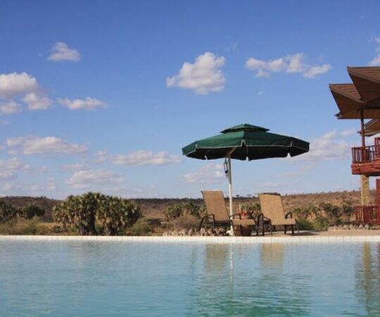 samburu-simba-lodge swimming pool